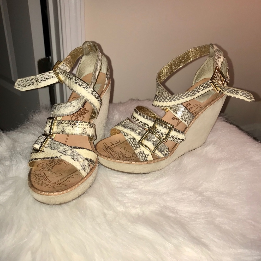 Shoes